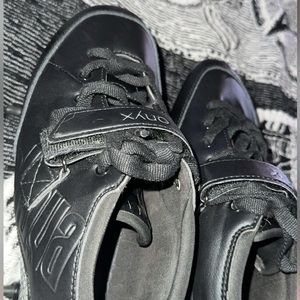 Chaya onyx rollerderby skates